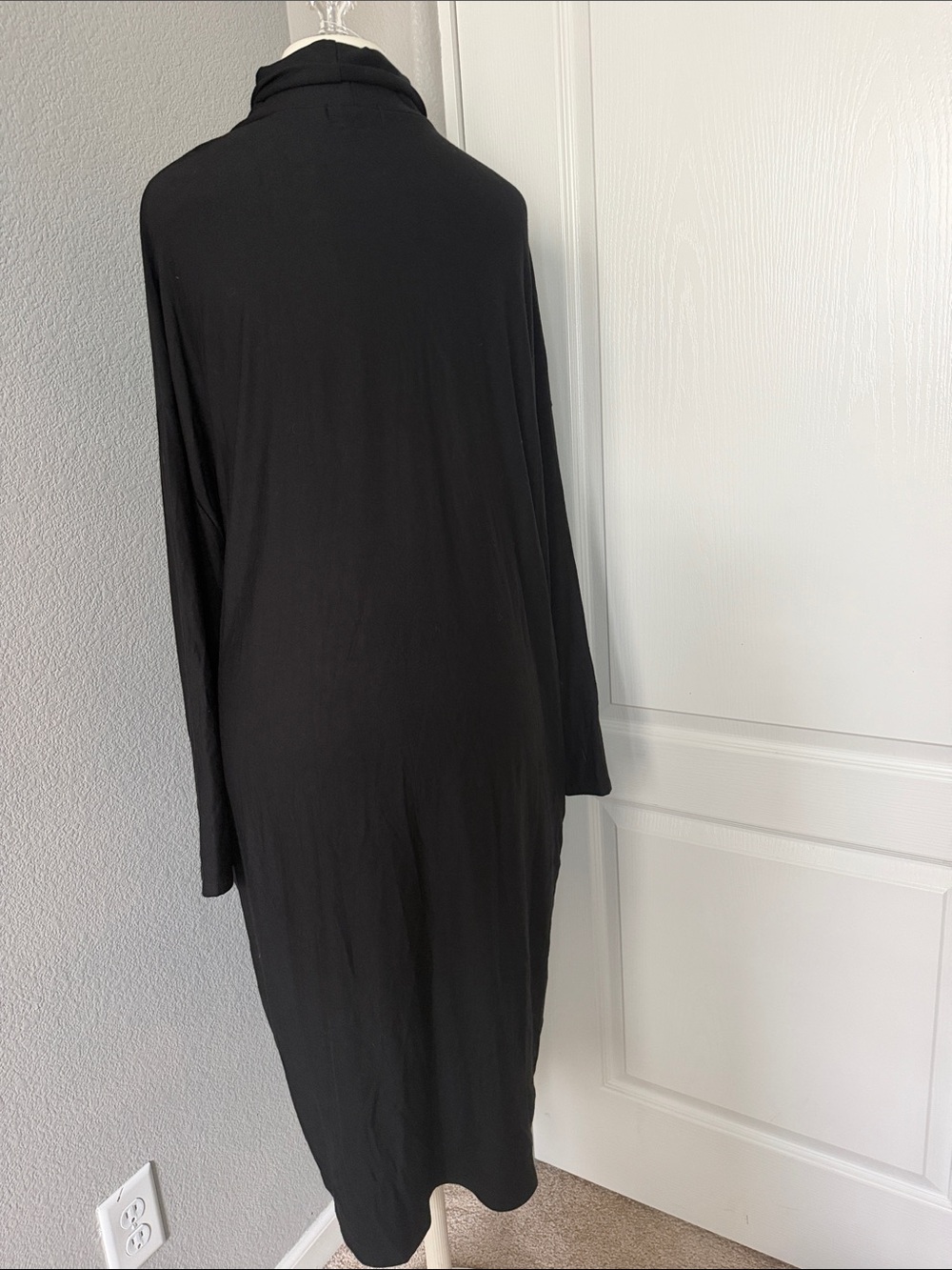 Lilyful Women's Black Turtleneck Draped Sweater Dress Tunic Size Large - Picture 4 of 8